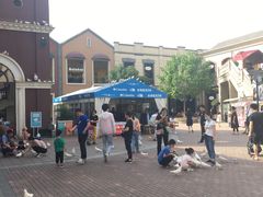 -王府井奥莱临潼小镇(临潼店)