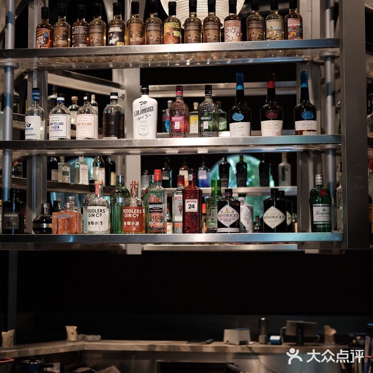         嗯☕️这里还真的挺不错🌟🌟🌟🌟