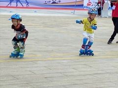 -悦动体能篮球羽毛球网球(三里河店)