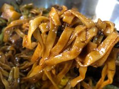 -内蒙焖面大盆骨餐馆(山大路店)