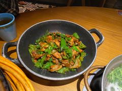 碾辣椒炒肉-吃饭皇帝大(合生汇店)