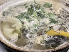 -小许三鲜砂锅馄饨店(家多乐烟酒店)