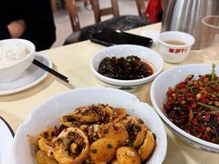 -笨罗卜浏阳菜馆(太平街店)