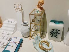 -LADY FAFA(巨鹿路陕西南路路口店)