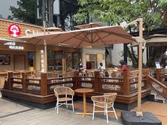 露天位-CHAGEE霸王茶姬(文殊坊店)