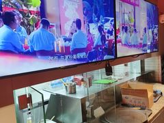 -龙巢盱眙龙虾·牛蛙·烧烤宵夜(八卦岭店)