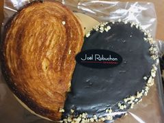 -Salon de The de Joel Robuchon(外滩18号店)