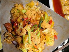-东口码头·烧鸽子·鱼头泡饼·地方菜(金鹰悦城店)