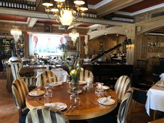 -火车头法国西餐厅