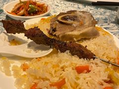 精品手抓饭-巴扎美食·新疆菜·西域歌舞表演餐厅(新疆大厦店)