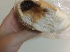-沁屋面包店(人民东路店)