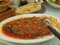 剁椒蒸鱼头-蓝海大饭店·渔歌舫(黄岛店)