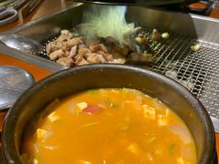-肉甲韩国木炭烤肉(新壹街1店)