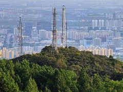 -鬼笑石后山停车场