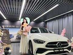 -上海星瀚奔驰4S店(红柳路店)