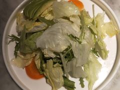 牛油果蔬菜沙拉-雀蓝川菜(奥体广场店)