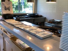 自助取餐区-陈家生煎(世茂双子塔店)