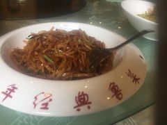 -舜耕山庄四时万和自助餐厅