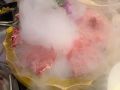 -牛魔王时尚回转餐厅