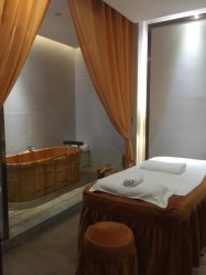 -苑苑vbeauty科技美容SPA