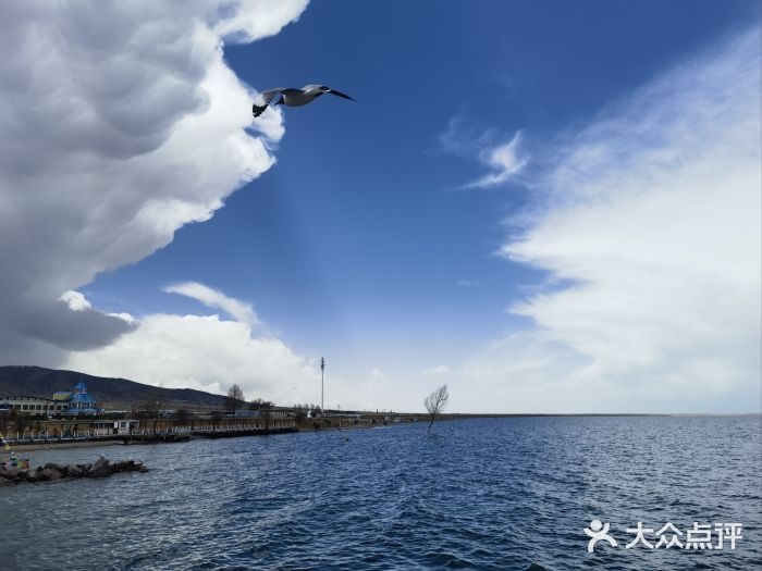 青海湖二郎剑景区图片