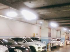 -巴黎春天-停车场(成山店)