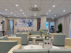 -上海大学附属上海和平眼科医院