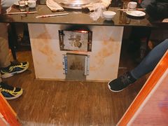 -粘豆包铁锅炖二部(温泉街店)