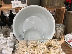 -诚品(信义店)