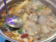 -千岛蚝高压锅生蚝·人参火锅(白云万达店)