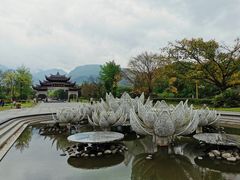 -峨眉山报国寺