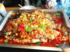 -辣尚瘾·烤鱼·新川菜(交大直营店)