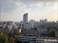 -南京双门楼宾馆(盐仓桥地铁站阅江楼店)