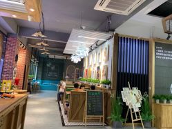 -小阿福儿童摄影(光谷时代广场店)