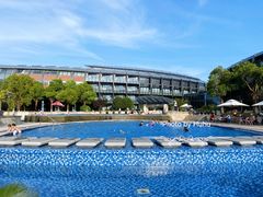 -上海滴水湖皇冠假日酒店