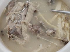 -余杨鸭鸭餐厅