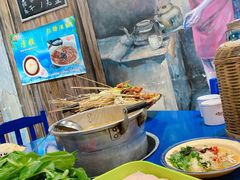 -马路边边麻辣烫联盟路店