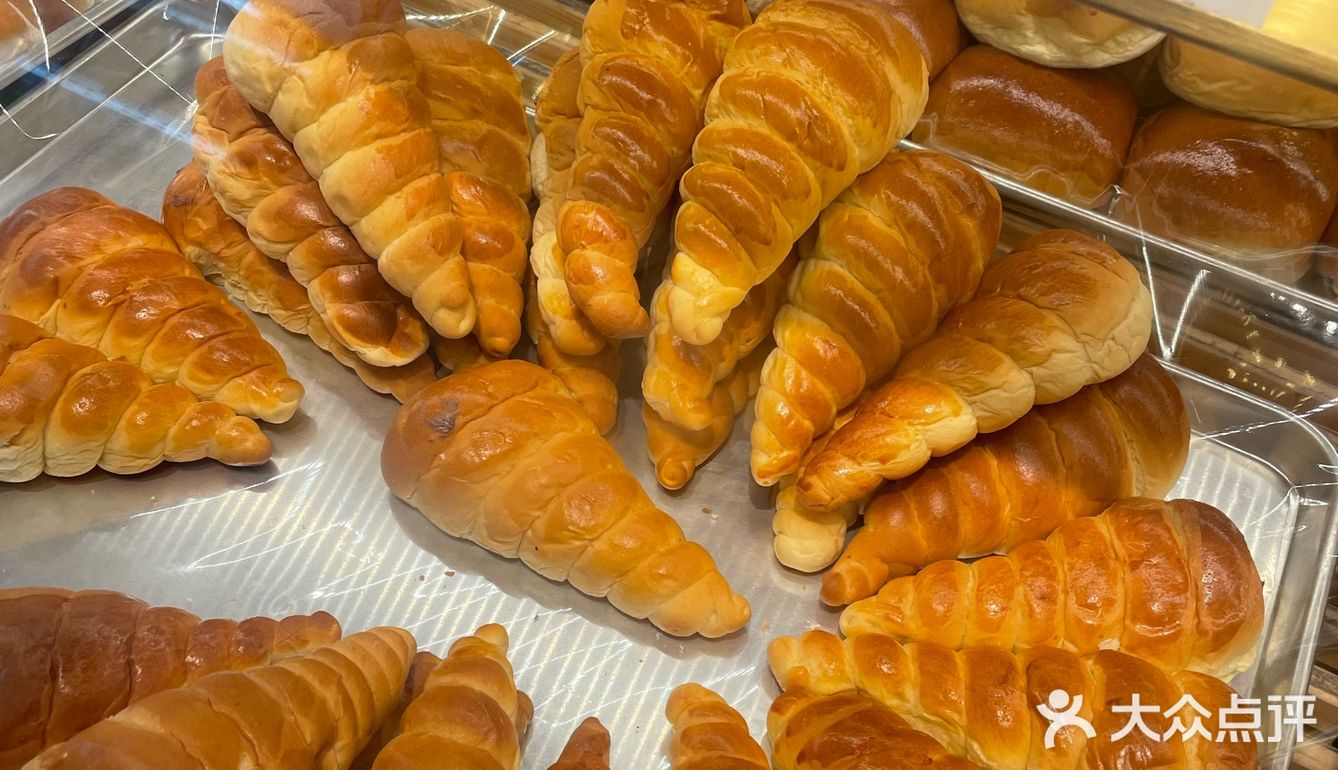 男朋友带我来的！说是北京蕞好吃的面包！