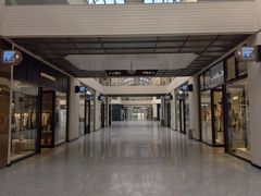 -斯普瑞斯奥特莱斯