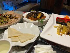 -树下时尚餐厅(翠园街店)