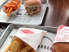 -FATBURGER 特富客汉堡(外交公寓店)