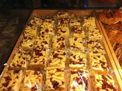 -拢香糕点(万达店)