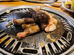 -唯成•韩国炭火烤肉 유성고기