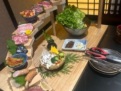 -山川小町·极番烧肉(新地假日广场店)