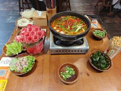 -黔有有贵州酸汤夺夺粉火锅(五味十字店)