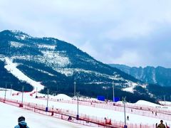 -鳌山滑雪度假区