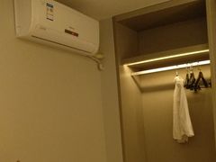 -锦江之星(广州海珠江泰路地铁站店)