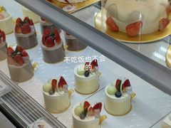 -花花卷卷·鲜食蛋糕(静安久光百货店)