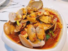 -凤凰路何眼镜香辣蟹(花果园店)