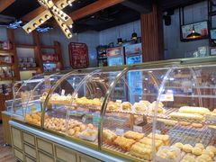 面包甜点陈列柜-粮丰园(迎宾店)